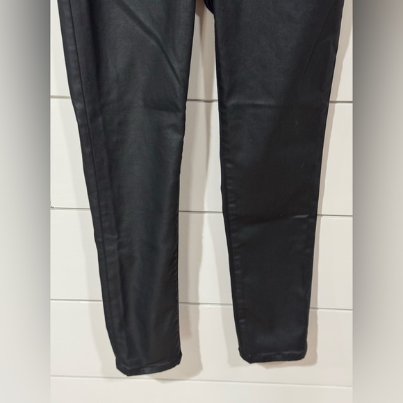 Abercrombie & Fitch Black Ankle Pants - Picture 4 of 9